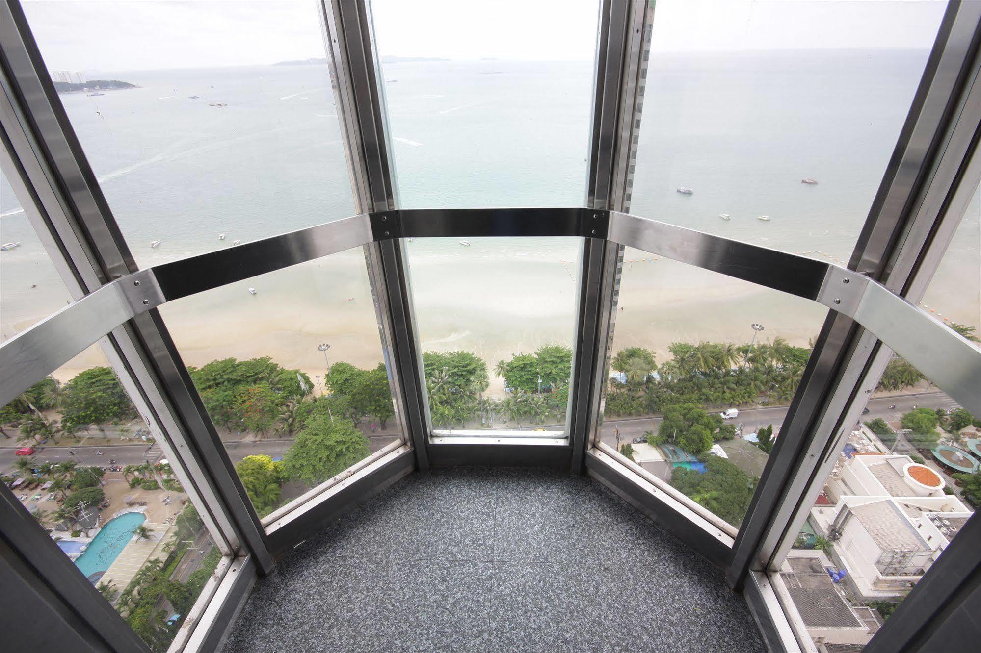 Markland Seaside Pattaya Exterior foto